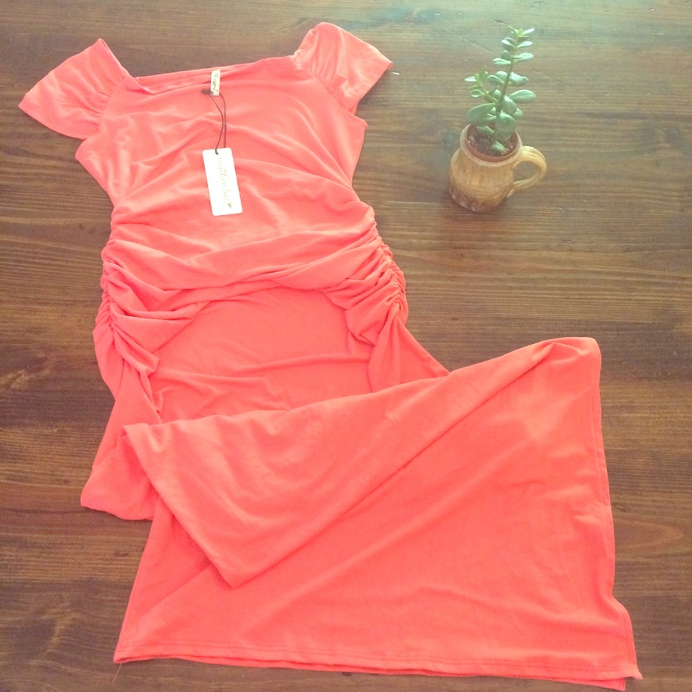 🛍 Coral Pink Rouched Maternity Dress - Medium
